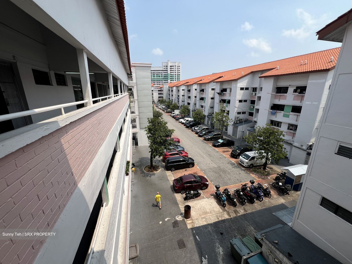 Hong Kah Point (D22), Office #622112161